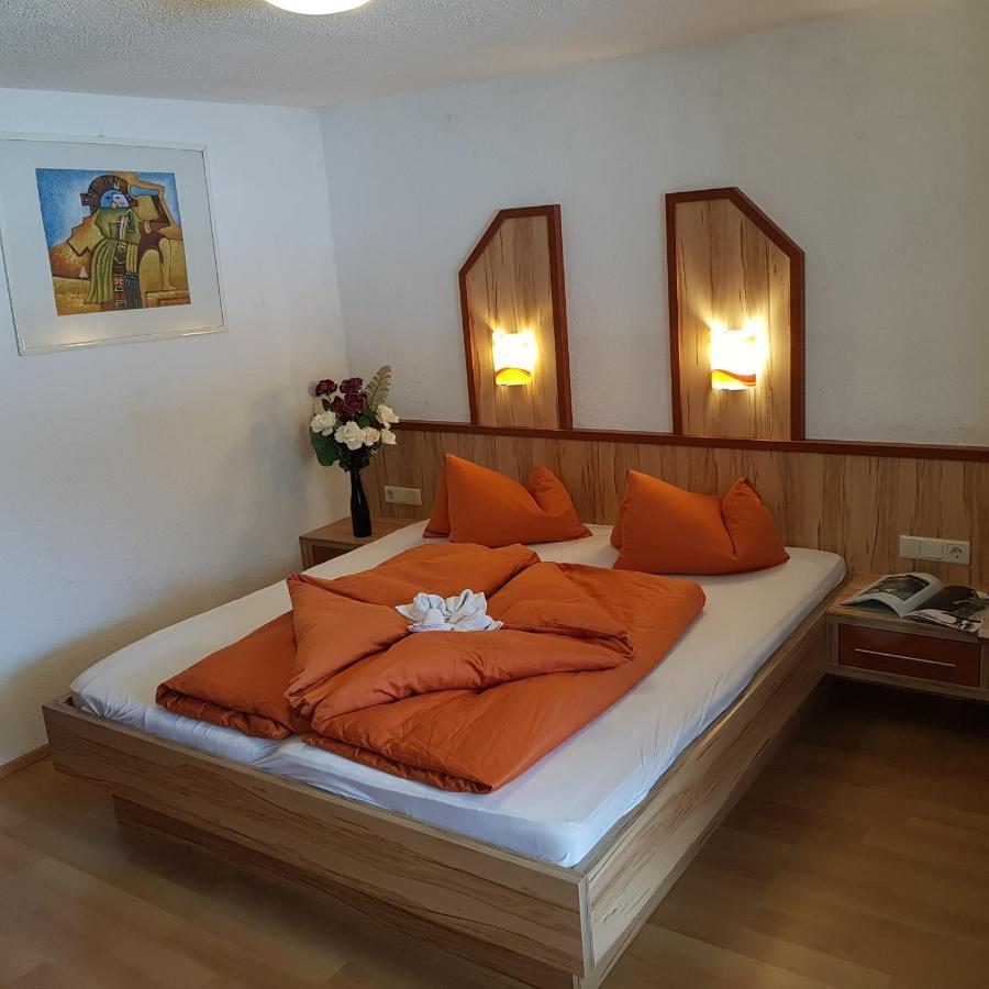 Familienferienhaus Florentine Langenfeld Bagian luar foto
