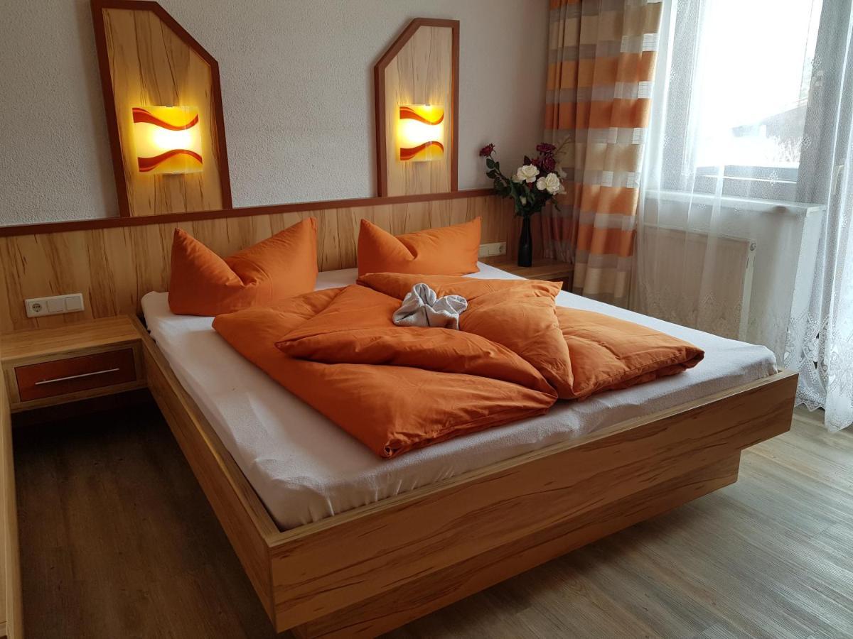Familienferienhaus Florentine Langenfeld Bagian luar foto