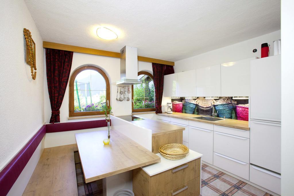 Familienferienhaus Florentine Langenfeld Bagian luar foto