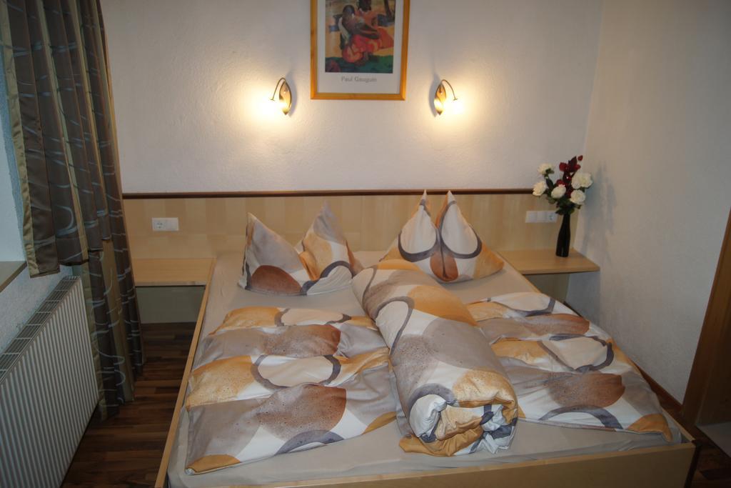 Familienferienhaus Florentine Langenfeld Bagian luar foto